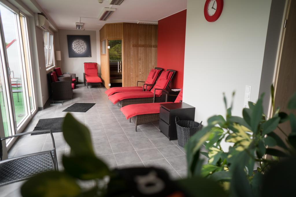 Hotel Roedelheimer Hof - Am Wasserturm Франкфурт на Майн Екстериор снимка